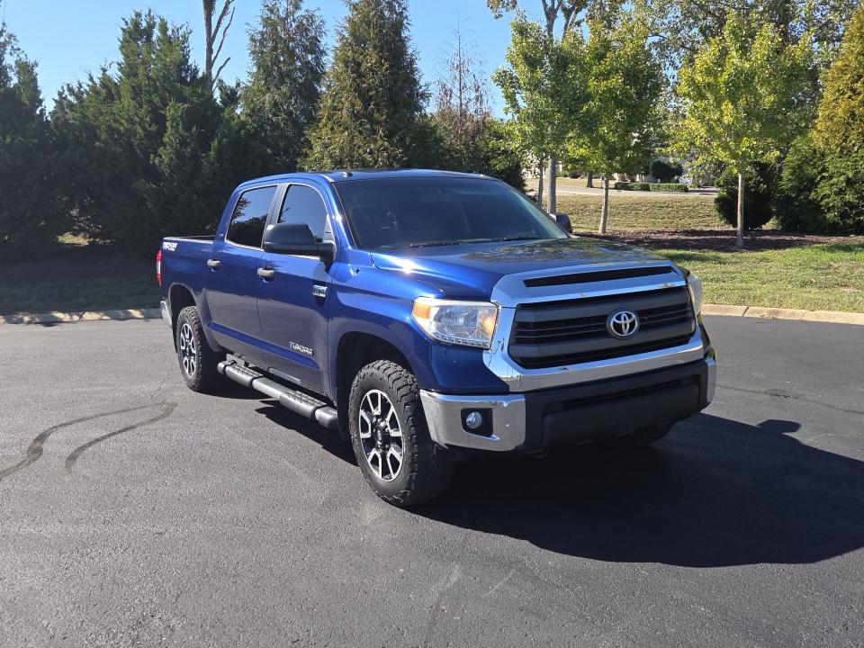2015 Toyota Tundra SR5